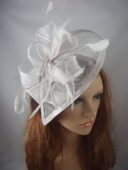 White Teardrop Sinamay Fascinator with Feathers – Wedding Races Special Occasion Hat